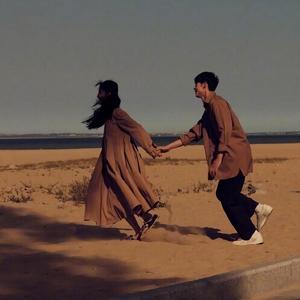 骚逼女人操屄视频
